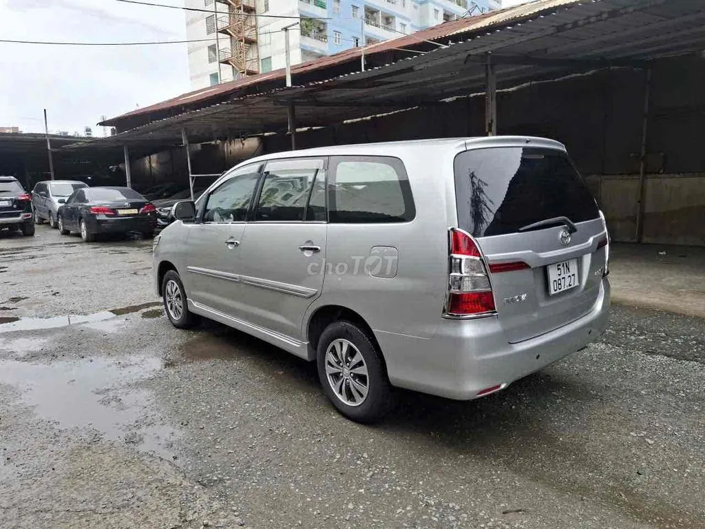 Toyota Innova 2015 photo 2