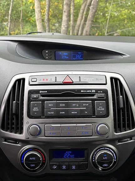 Hyundai I20 2013 photo 3