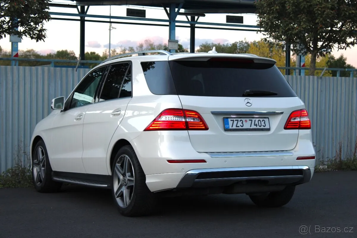 Mercedes-Benz Ml Class 2015 photo 4