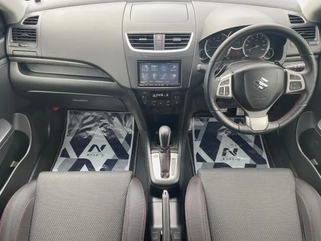 Suzuki Swift Sport 2016 photo 2