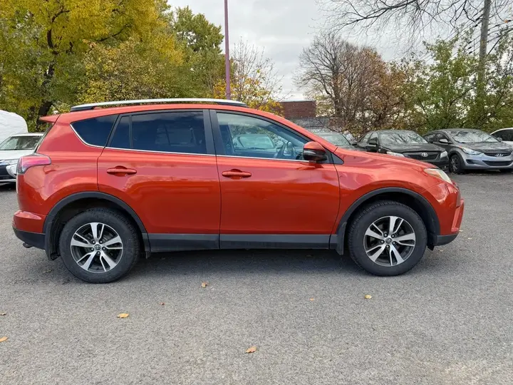 Toyota Rav4 2016 photo 4