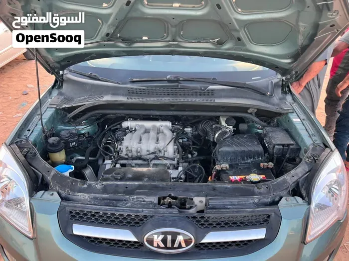 Kia Sportage 2008 photo 2