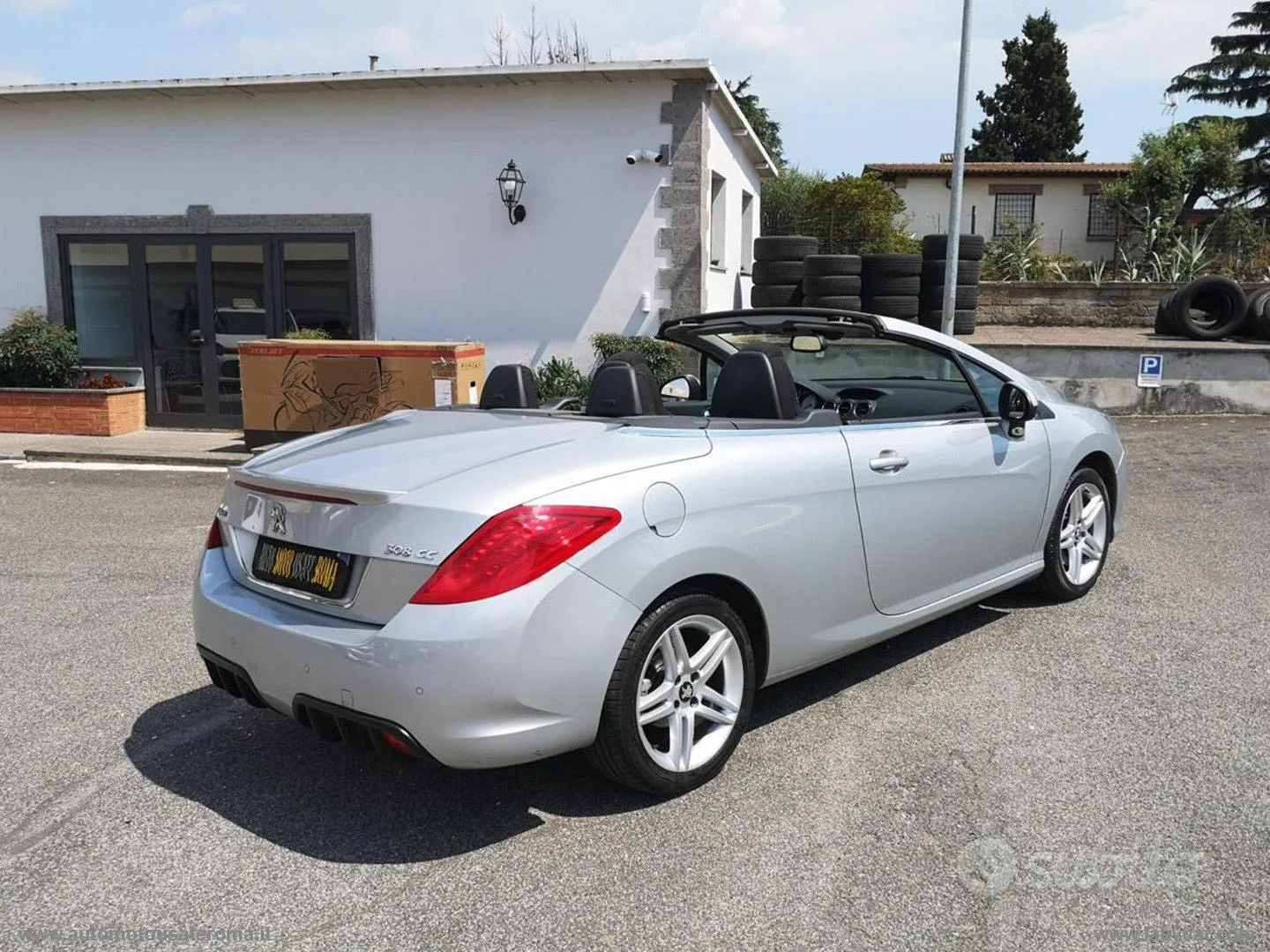 Peugeot 308 2012 photo 2