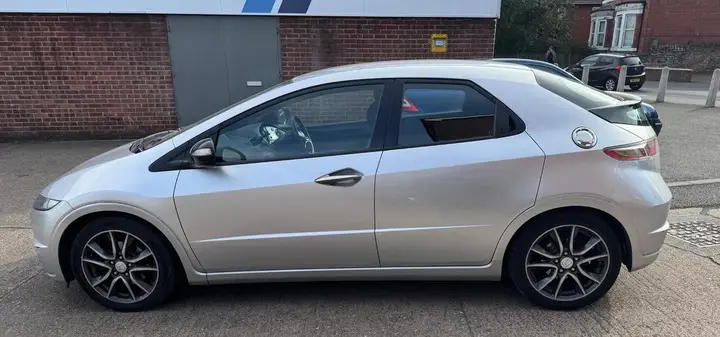 Honda Civic 2011 photo 5