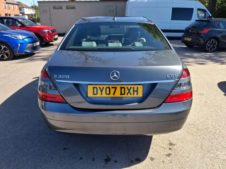 Mercedes-Benz S-Class 2007 photo 2
