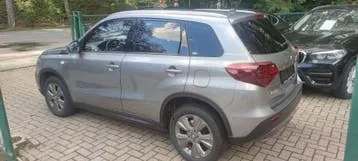 Suzuki Vitara 2022 photo 2