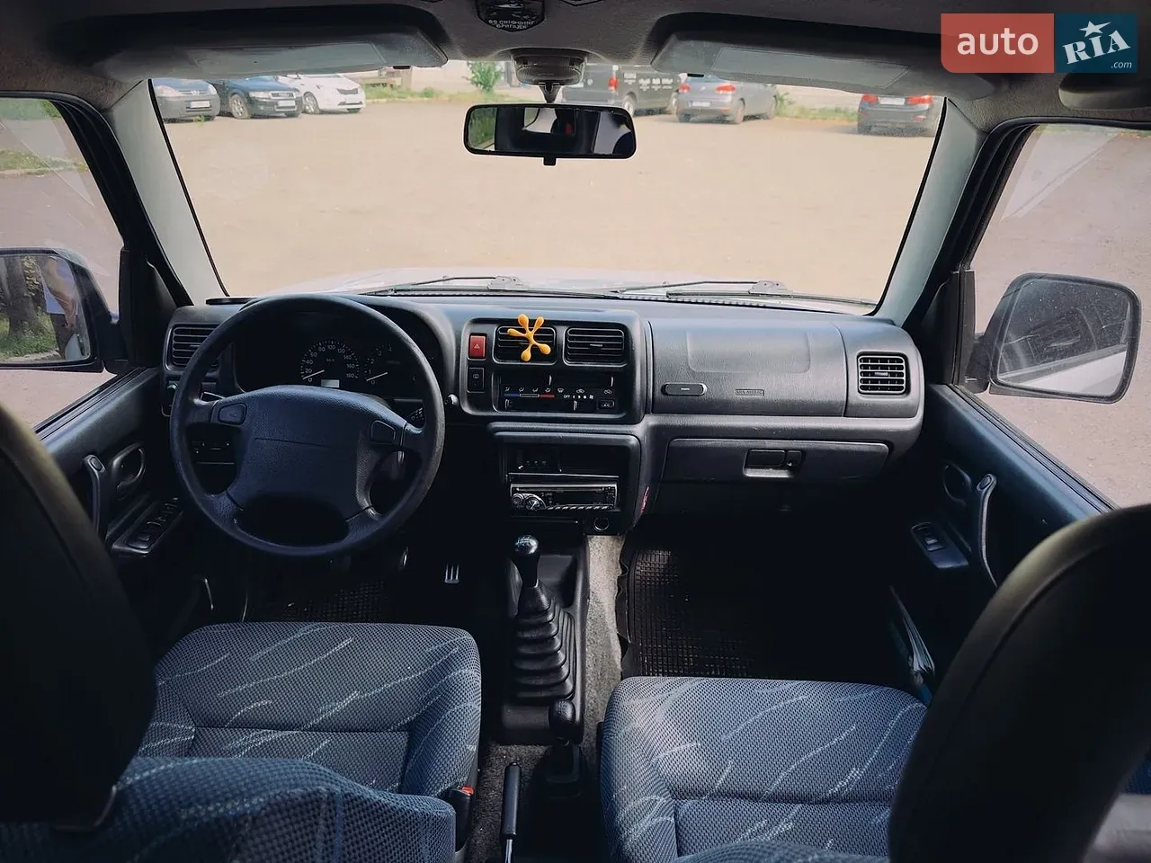 Suzuki Jimny 2004 photo 2