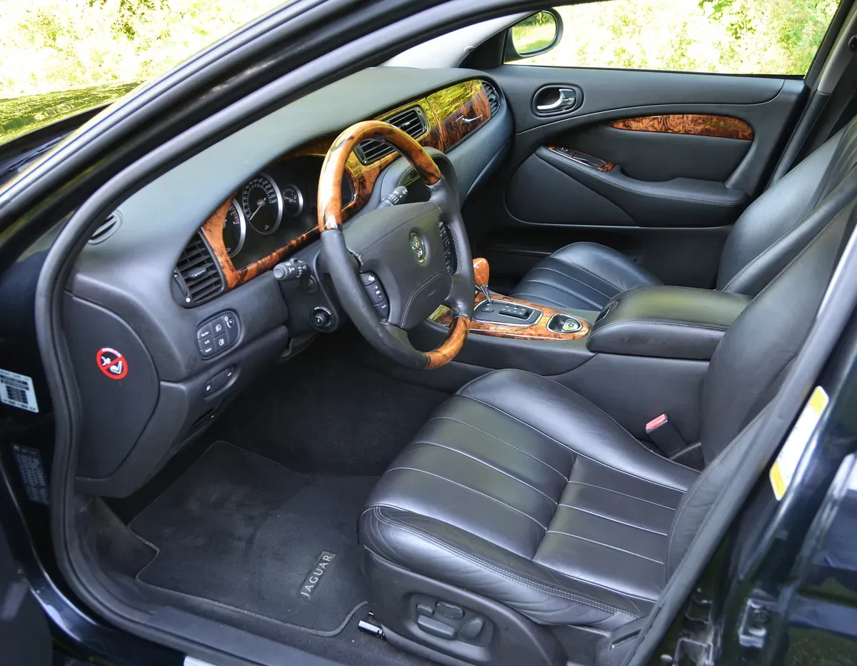 Jaguar S-Type 2005 photo 2