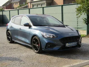 Ford Focus 2018 photo 2