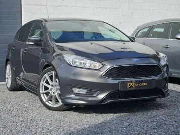 Ford Focus 2015 photo 2