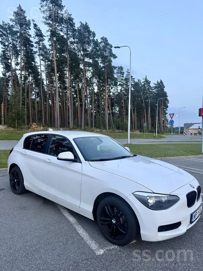 BMW 1 Series 2015 photo 3