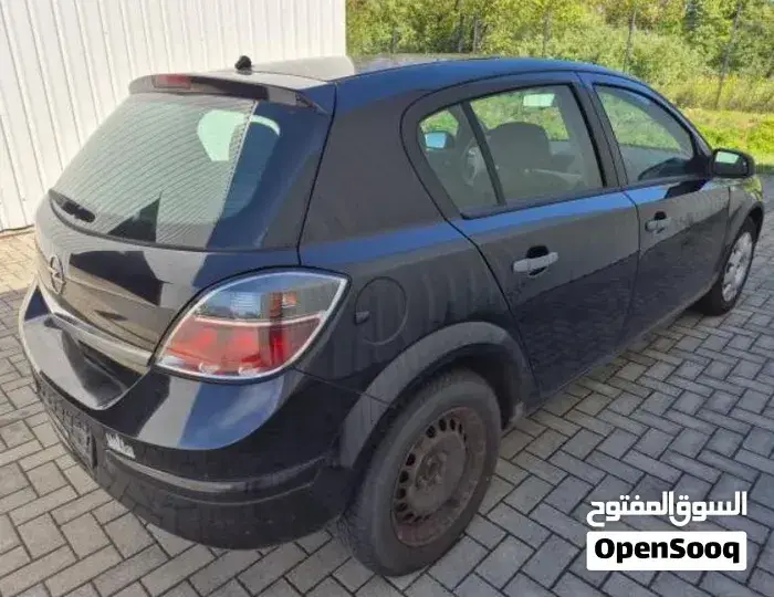Opel Astra 2009 photo 4