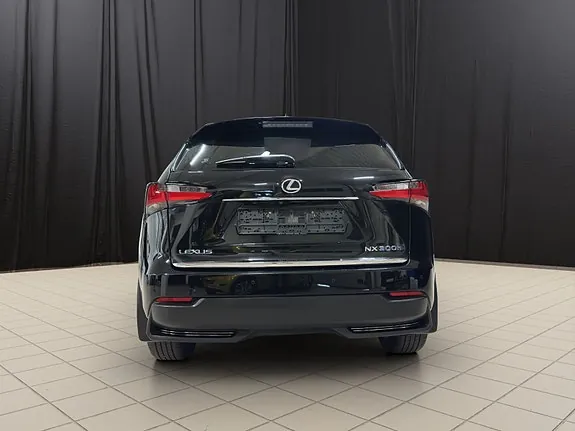 Lexus Nx300H 2016 photo 5