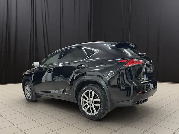 Lexus Nx300H 2016 photo 4