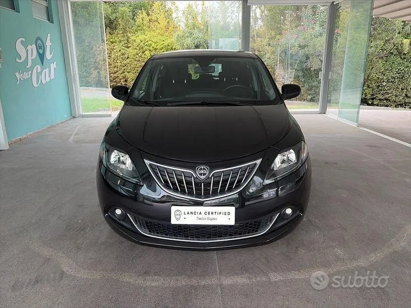 Lancia Ypsilon 2022 photo 2