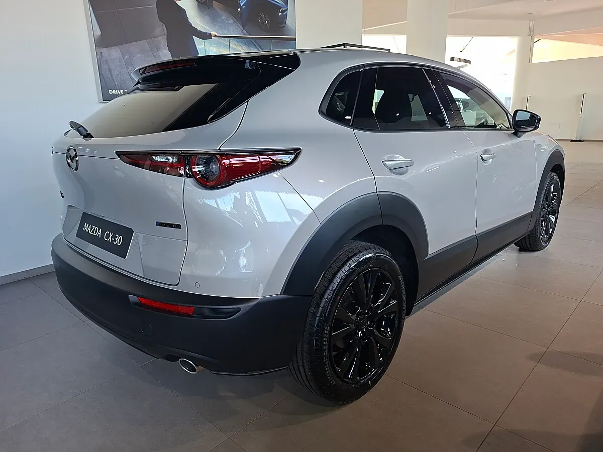 Mazda Cx-30 photo 3