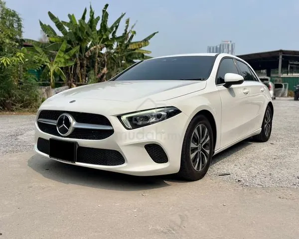 Mercedes-Benz A180