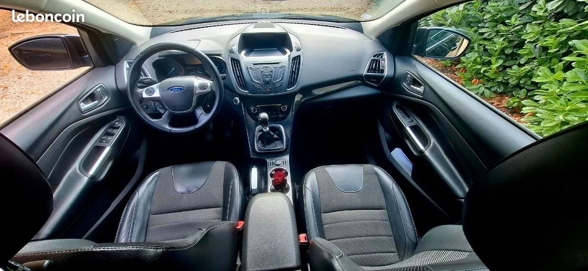 Ford Kuga 2014 photo 3