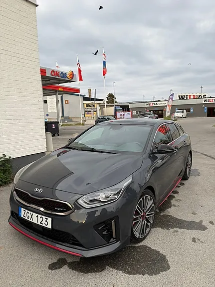 Kia Proceed
