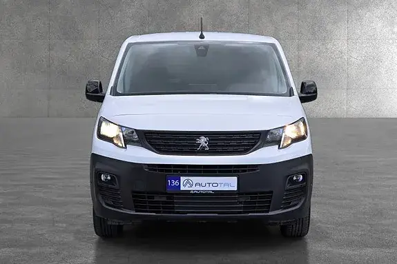 Peugeot Partner 2022 photo 2