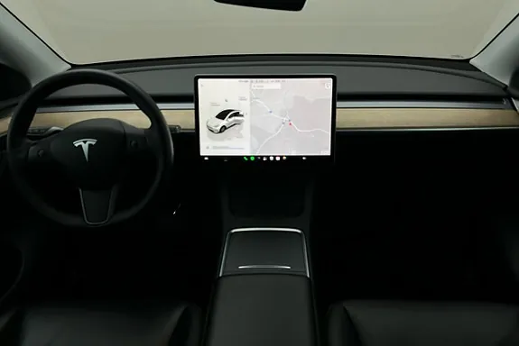 Tesla Model Y 2022 photo 3