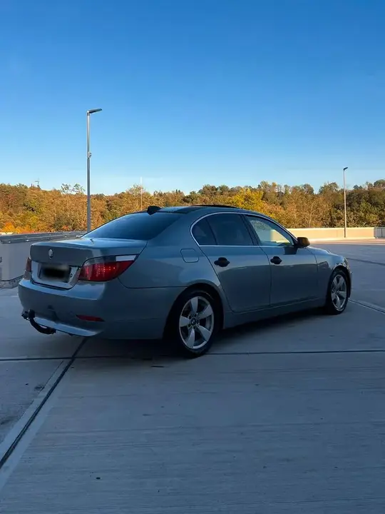 BMW E60