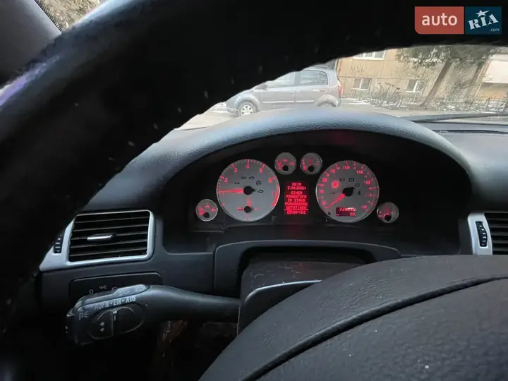 Audi A6 1998 photo 2