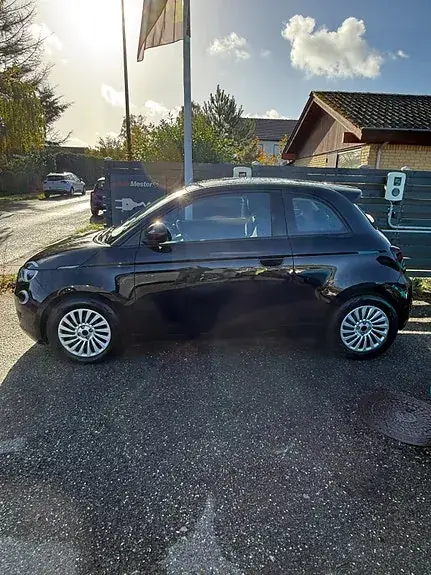 Fiat 500E 2023 photo 3