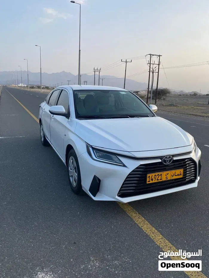 Toyota Yaris 2023 photo 4