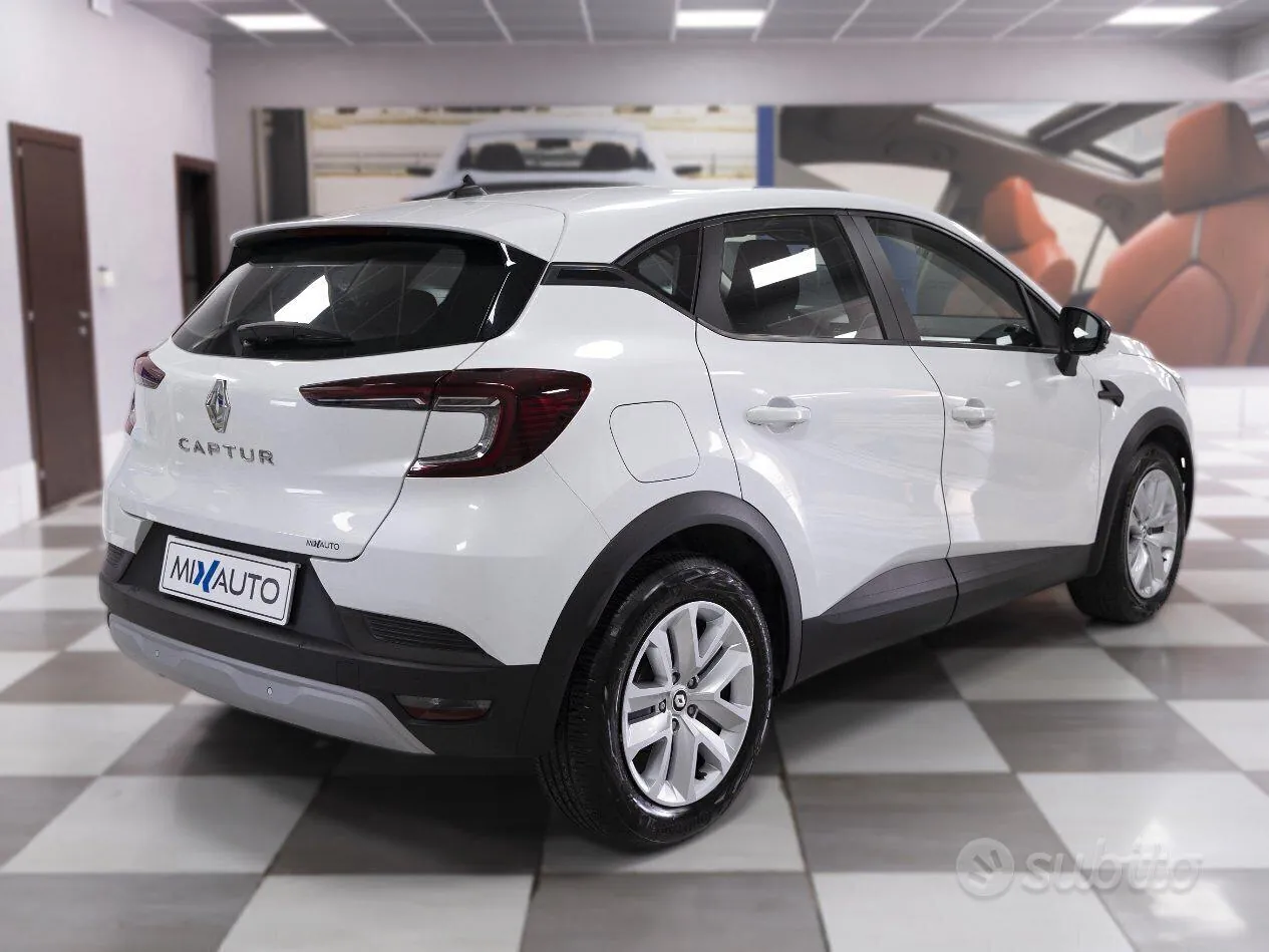 Renault Captur 2023 photo 5