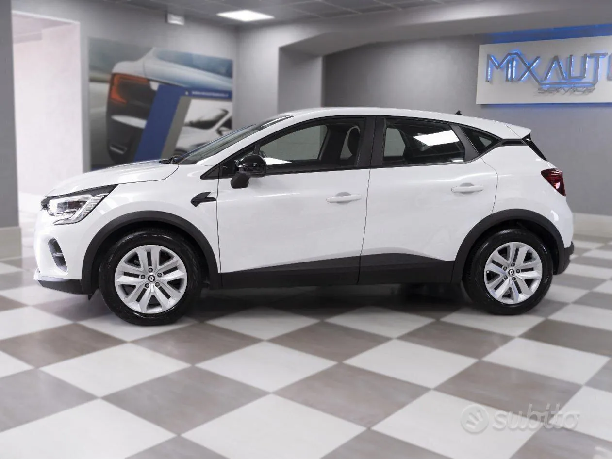Renault Captur 2023 photo 3