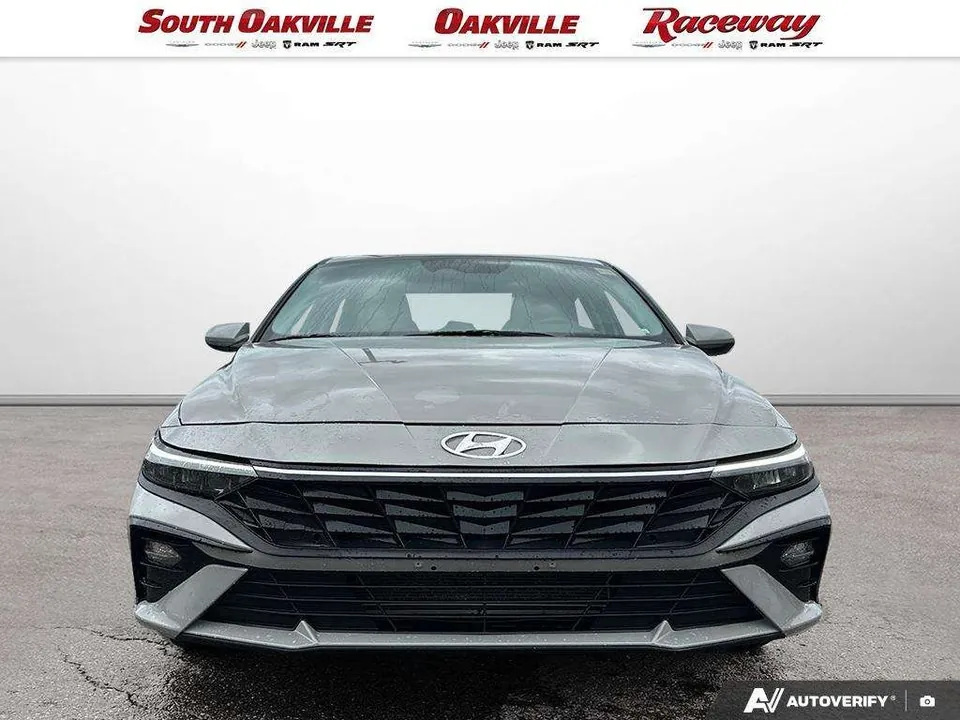 Hyundai Elantra 2025 photo 2