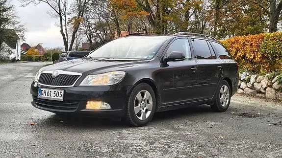 Skoda Octavia 2009 photo 5