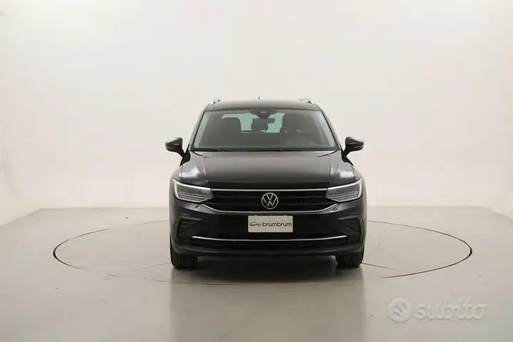 Volkswagen Tiguan 2023 photo 2