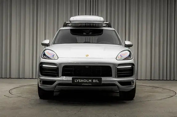 Porsche Cayenne 2021 photo 2