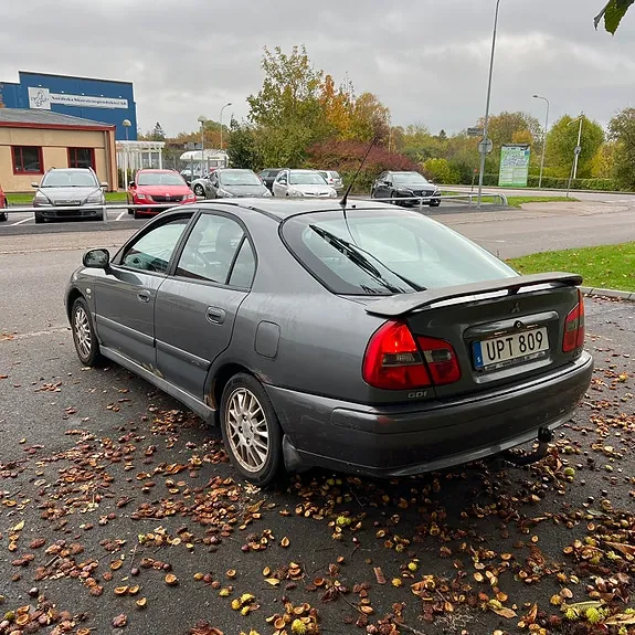 Mitsubishi Carisma 2003 photo 4