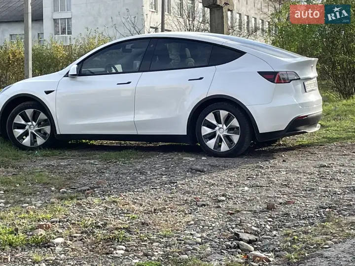 Tesla Model Y 2021 photo 5