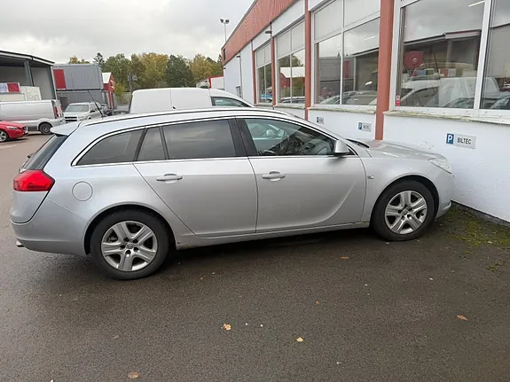 Opel Insignia 2010 photo 4