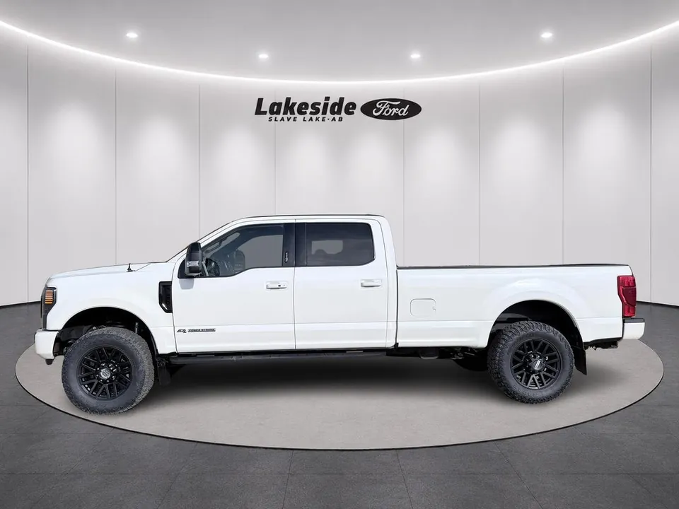 Ford F350 2022 photo 2