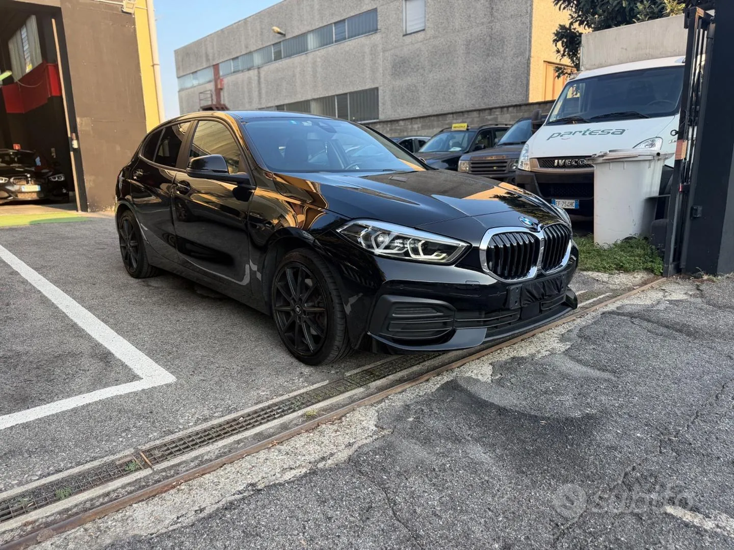 BMW 1 Series 2023 photo 3