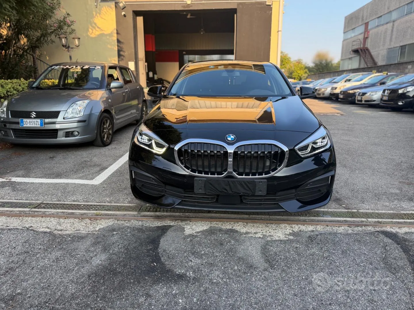 BMW 1 Series 2023 photo 2
