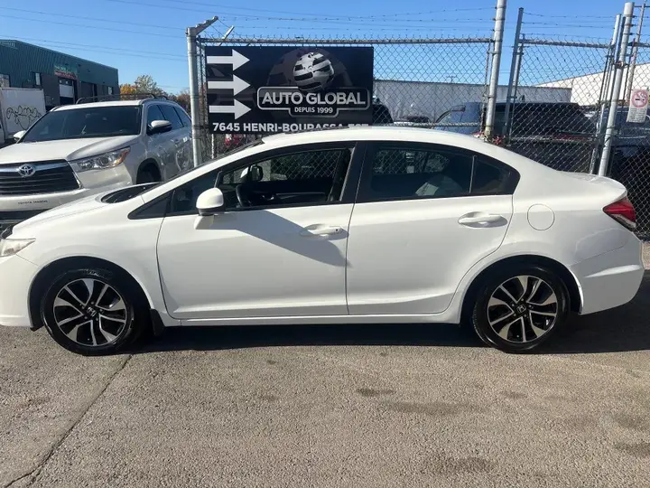 Honda Civic 2013 photo 2