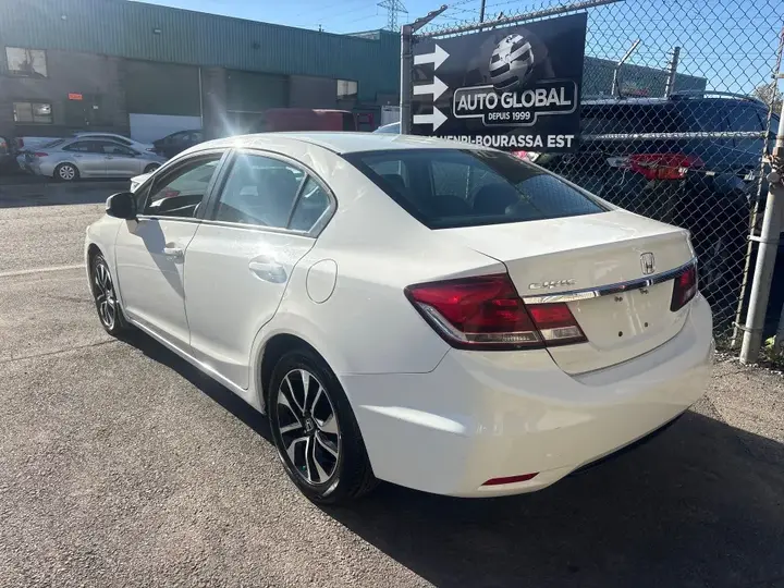 Honda Civic 2013 photo 3