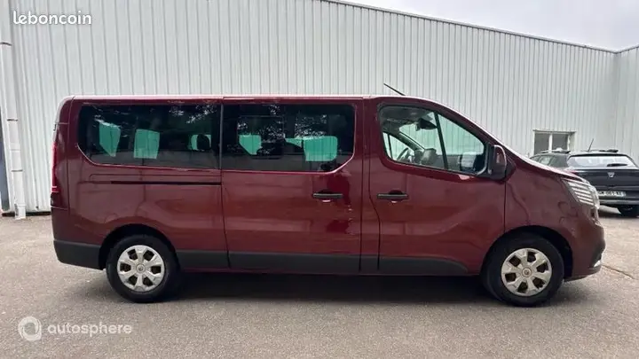 Renault Trafic 2024 photo 4