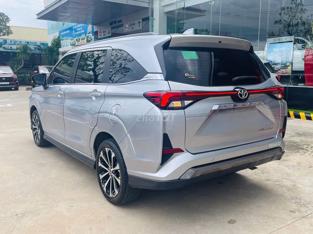 Toyota Veloz Cross 2024 photo 4