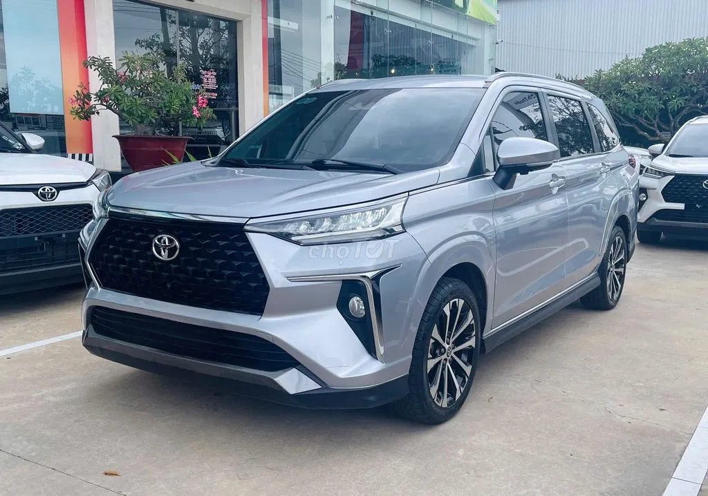 Toyota Veloz Cross 2024 photo 2