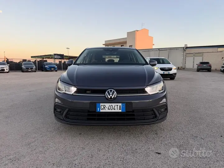 Volkswagen Polo 2023 photo 2