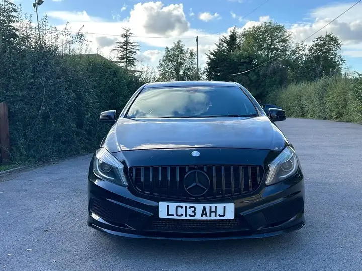 Mercedes-Benz A-Class 2013 photo 2