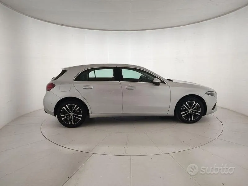 Mercedes-Benz A-Class 2025 photo 5