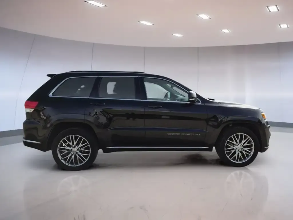Jeep Grand Cherokee 2017 photo 4